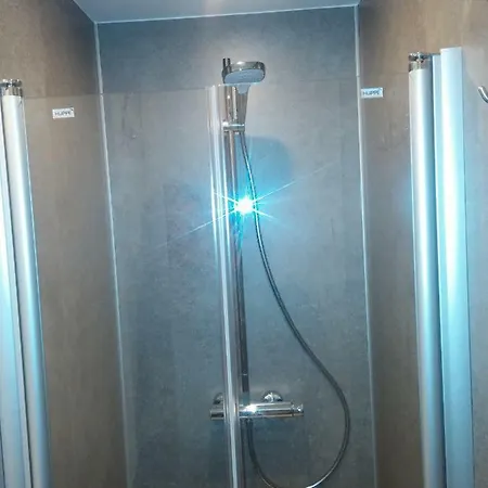 - Frontaal Zeezicht Lejlighed *