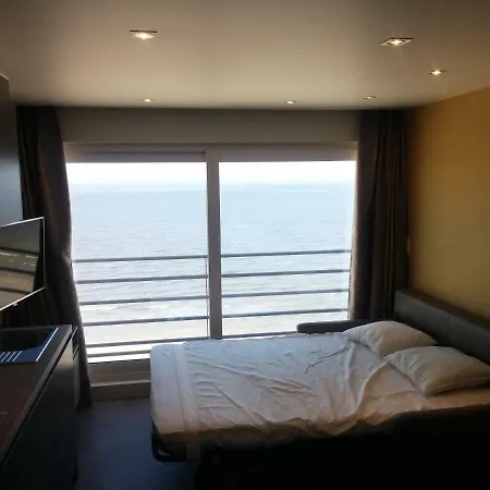 - Frontaal Zeezicht Apartment *