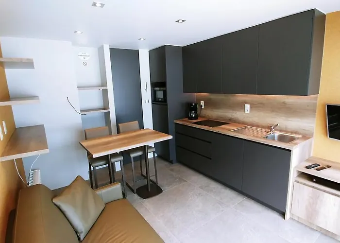 - Frontaal Zeezicht Middelkerke