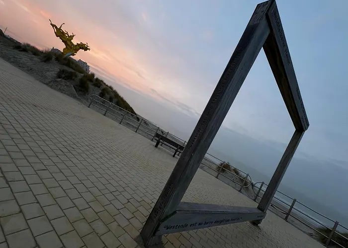 - Frontaal Zeezicht * Middelkerke