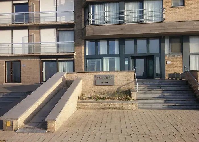 - Frontaal Zeezicht Middelkerke