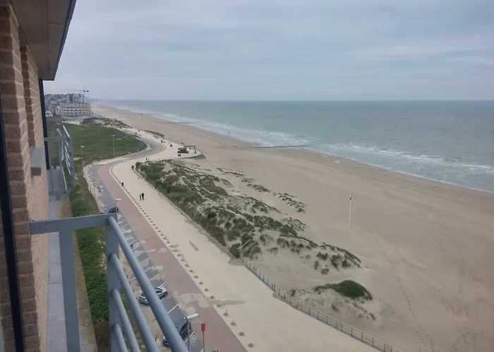 - Frontaal Zeezicht Middelkerke